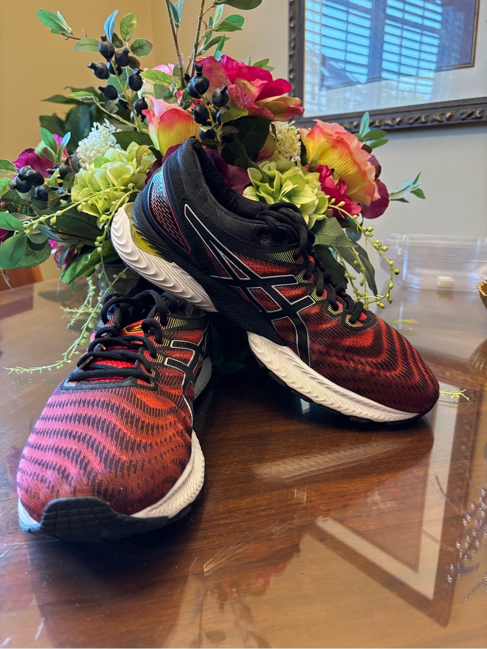 ASICS Nimbus 22’s Men’s Red and Black Athletic Running Shoes Size 11